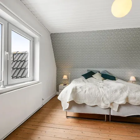 Hyggeligt Helarshus I 2 Plan For Enden Af En Blind Vej Sj1072 Сasa de vacaciones Thyborøn